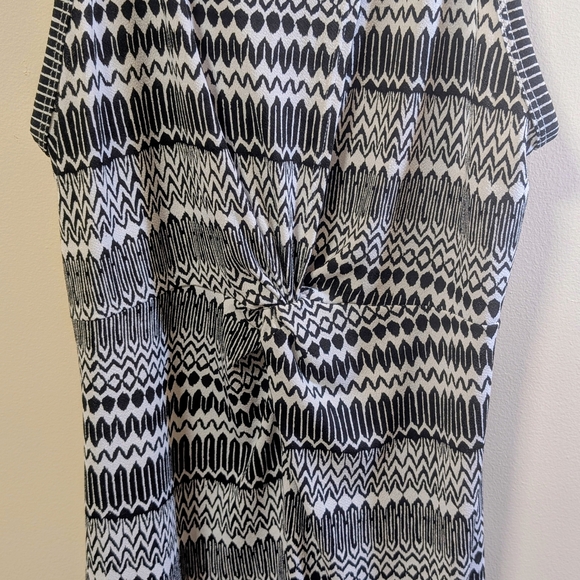 Old Navy Black & White Abstract Print Sleeveless Sunmer Dress - XS Petite - Picture 4 of 6